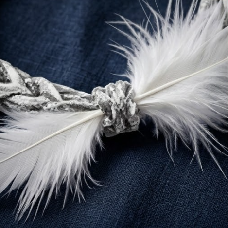 10pcs Frosted Grey Star Braided Bracelet with White Feather Accent